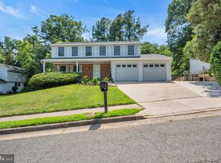 8408 Terra Woods Dr, Springfield, VA 22153