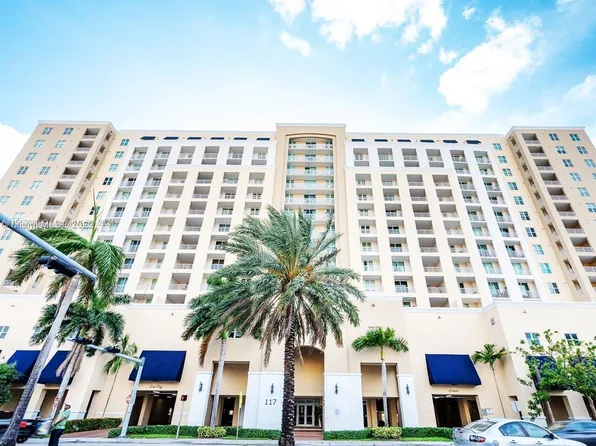 117 NW 42nd Ave APT 612, Miami, FL 33126