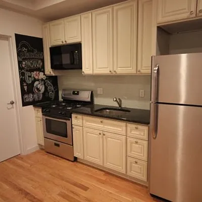 Rented by Nooklyn NYC LLC | media 22