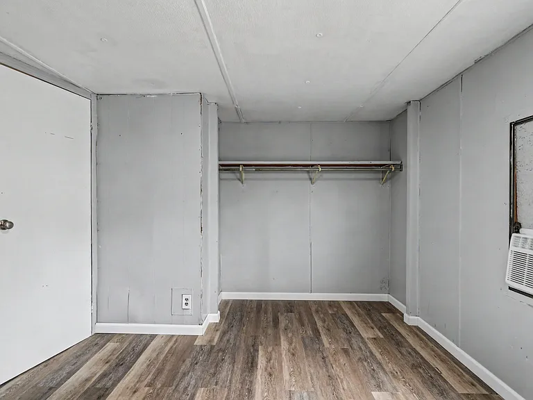 2751 Malvern Ave #35 — Photo 7