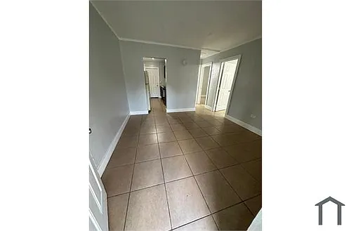 2534 Moncrief Rd Photo 1