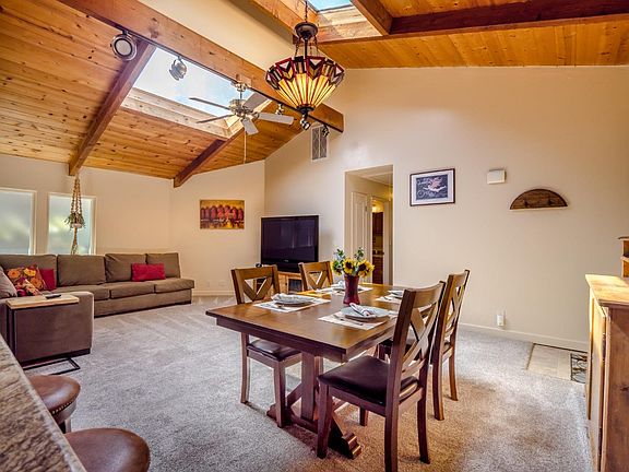4th image of 124 Grant St #124