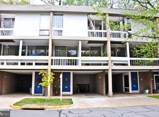 11506 Maple Ridge Rd, Reston, VA 20190