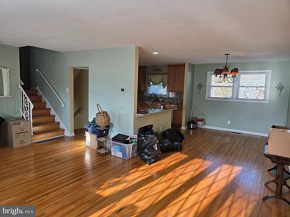 3rd image of 5445 Homestead Ave