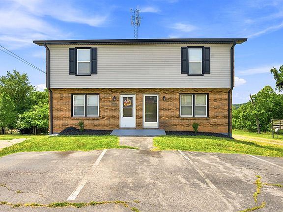 2nd image of 2677 Old Richmond Rd #&-2689