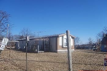 2nd image of 104 Cedar Ln