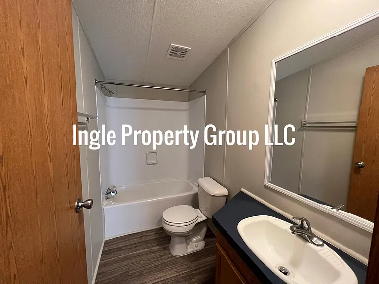 220 Sandy Rd — Photo 14