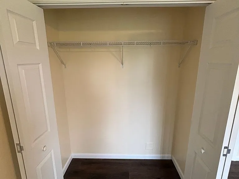 6617 Brackett Rd — Photo 23