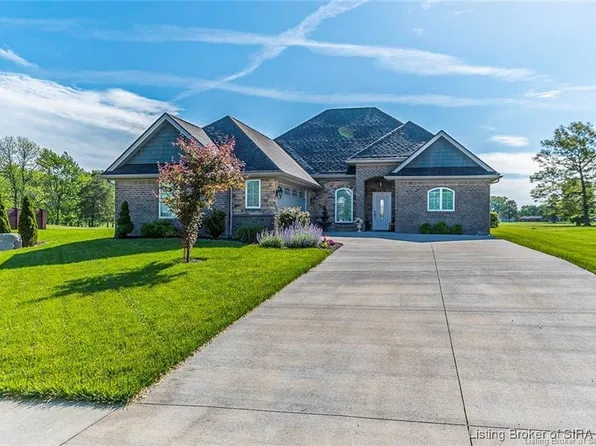 231 Willowshore Drive, Scottsburg, IN 47170