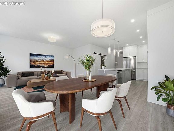 3rd image of 324 S Copperhead Way SE