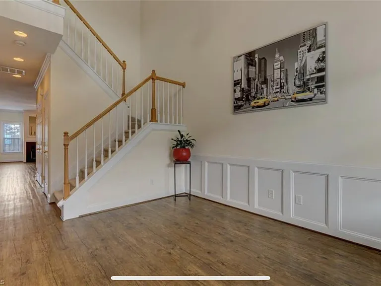 4490 Piedmont Trace Dr — Photo 2