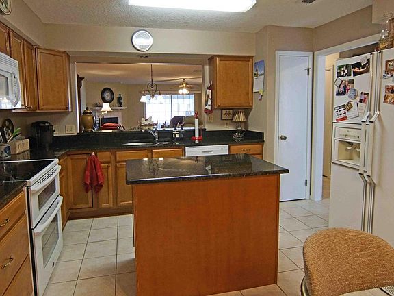 5th image of 3025 Paddle Creek Dr