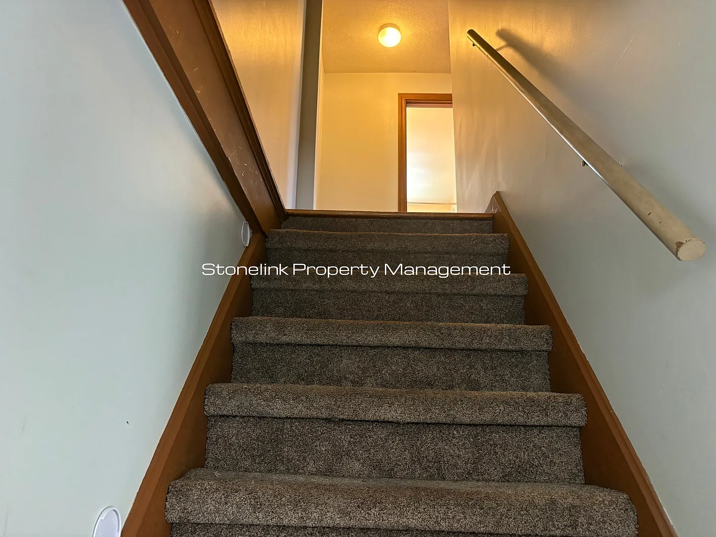 Newly Renovated Townhouse Styke Apartment For Rent in Providence! — Photo 4