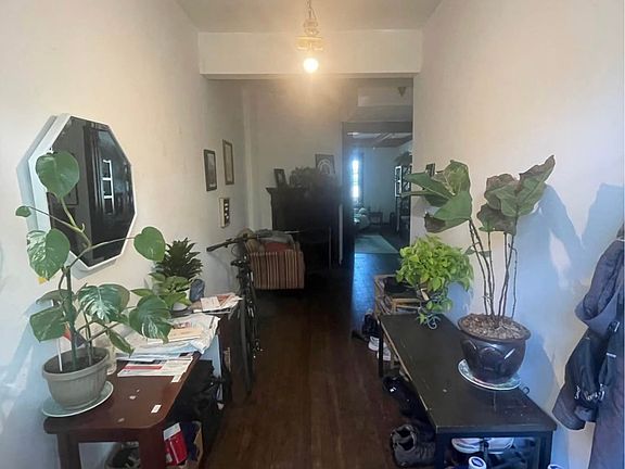 3rd image of 1713 Lanier Pl NW #A