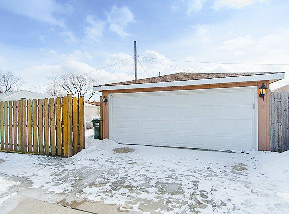 3rd image of 3791 Hawthorne St