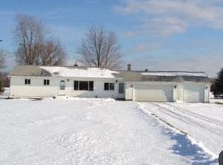 5750 Rattle Run Rd, Saint Clair, MI 48079