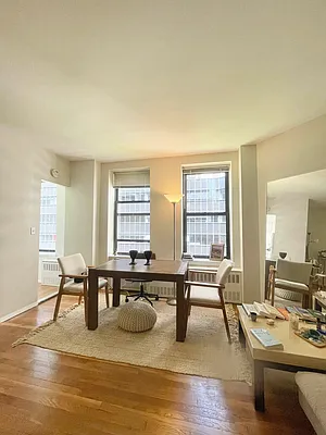 Rented by Oxford Property Group | media 28