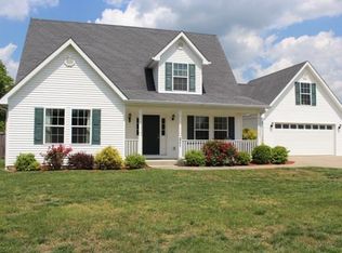 201 Castle Dr, Berea, KY 40403