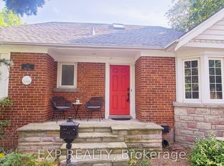 25 McClinchy Ave, Toronto, ON M8X2H9