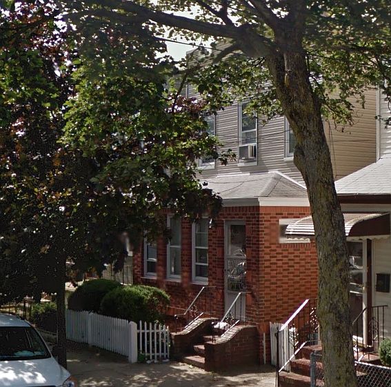 1st image of 9718 89th St