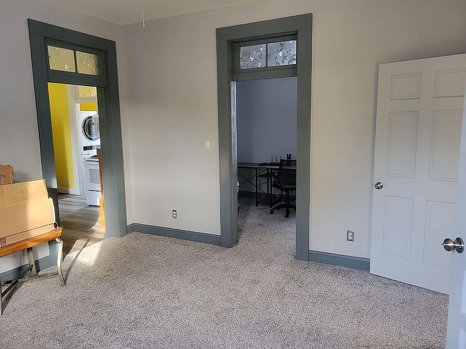 2nd image of 518 Osborne St