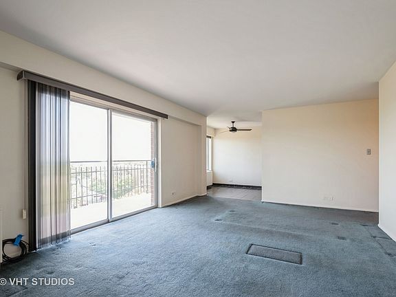 4th image of 7141 N Kedzie Ave APT 814