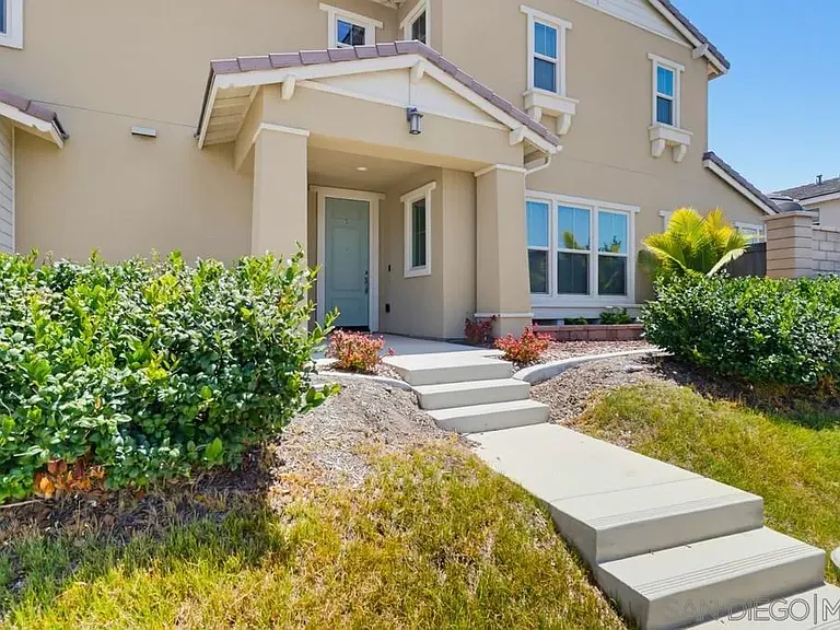 1124 Camino Levante — Photo 4
