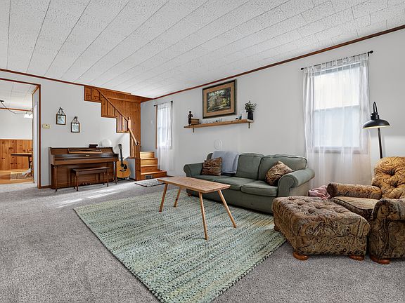 5th image of 333 W Walnut St