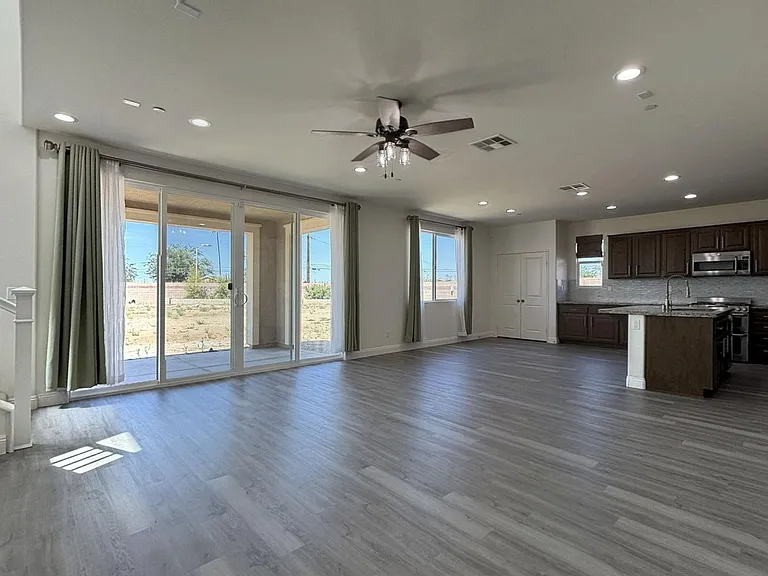 1317 Alpine Ave — Photo 4