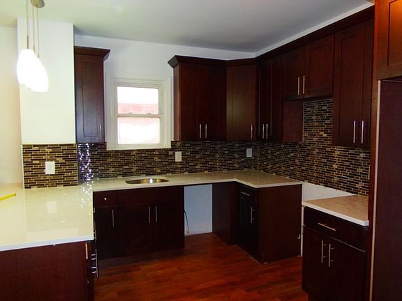 4th image of 13215 Bennett Ct #2