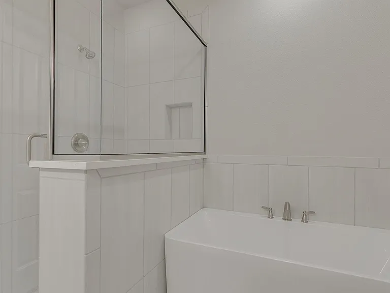2225 Apex Dr — Photo 19