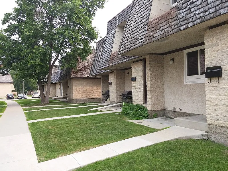Baylor Place — Photo 2