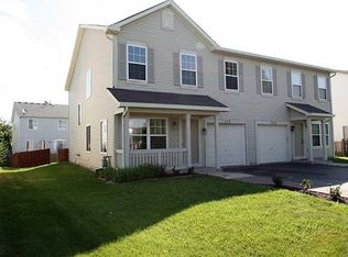 713 S Shannon Dr, Romeoville, IL 60446