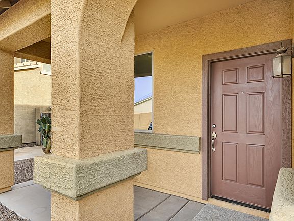4th image of 34537 N Sabre Dr