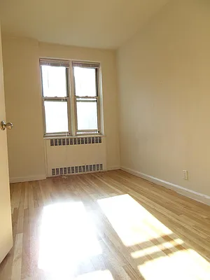 Rented by Stonehenge NYC LLC | media 11