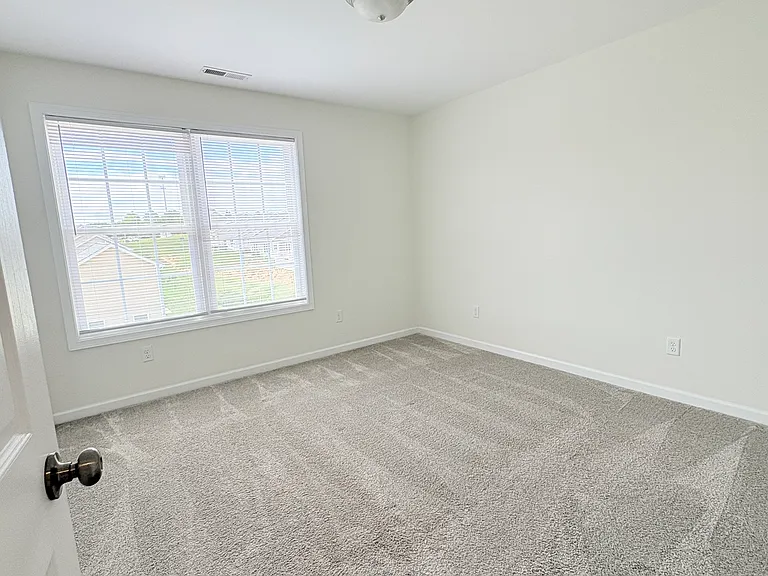23 Kimberley St — Photo 17