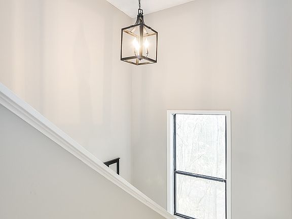 5th image of 2404 Cumberland Ct SE #2404