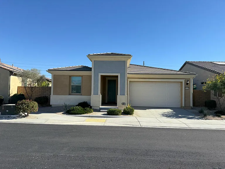 39912 Felicita Pkwy #39912 — Photo 13