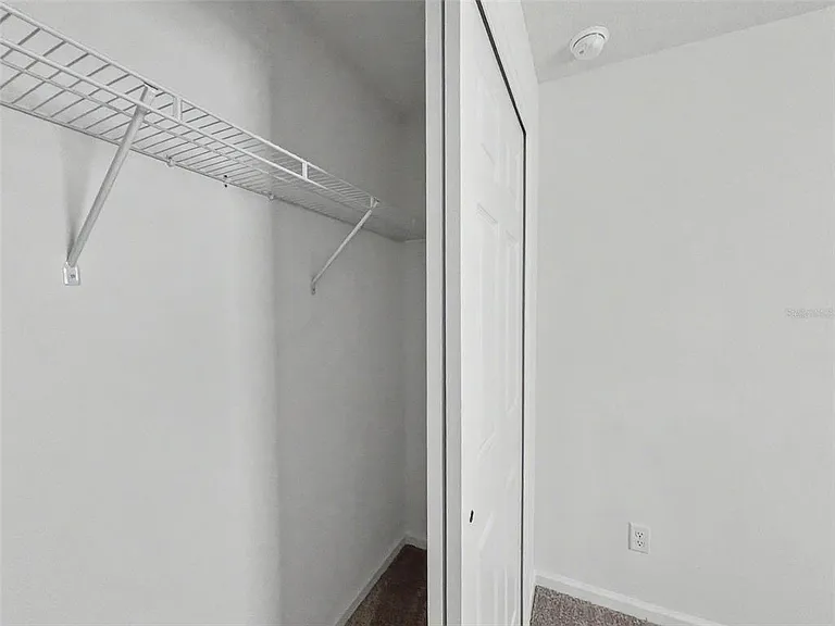 55 Signet Cir — Photo 34