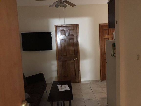 4th image of 2272 42nd St APT 1R