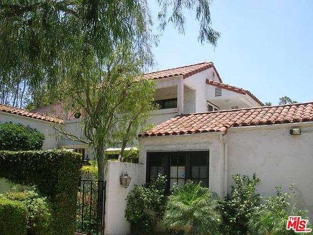 1st image of 511 N Elm Dr