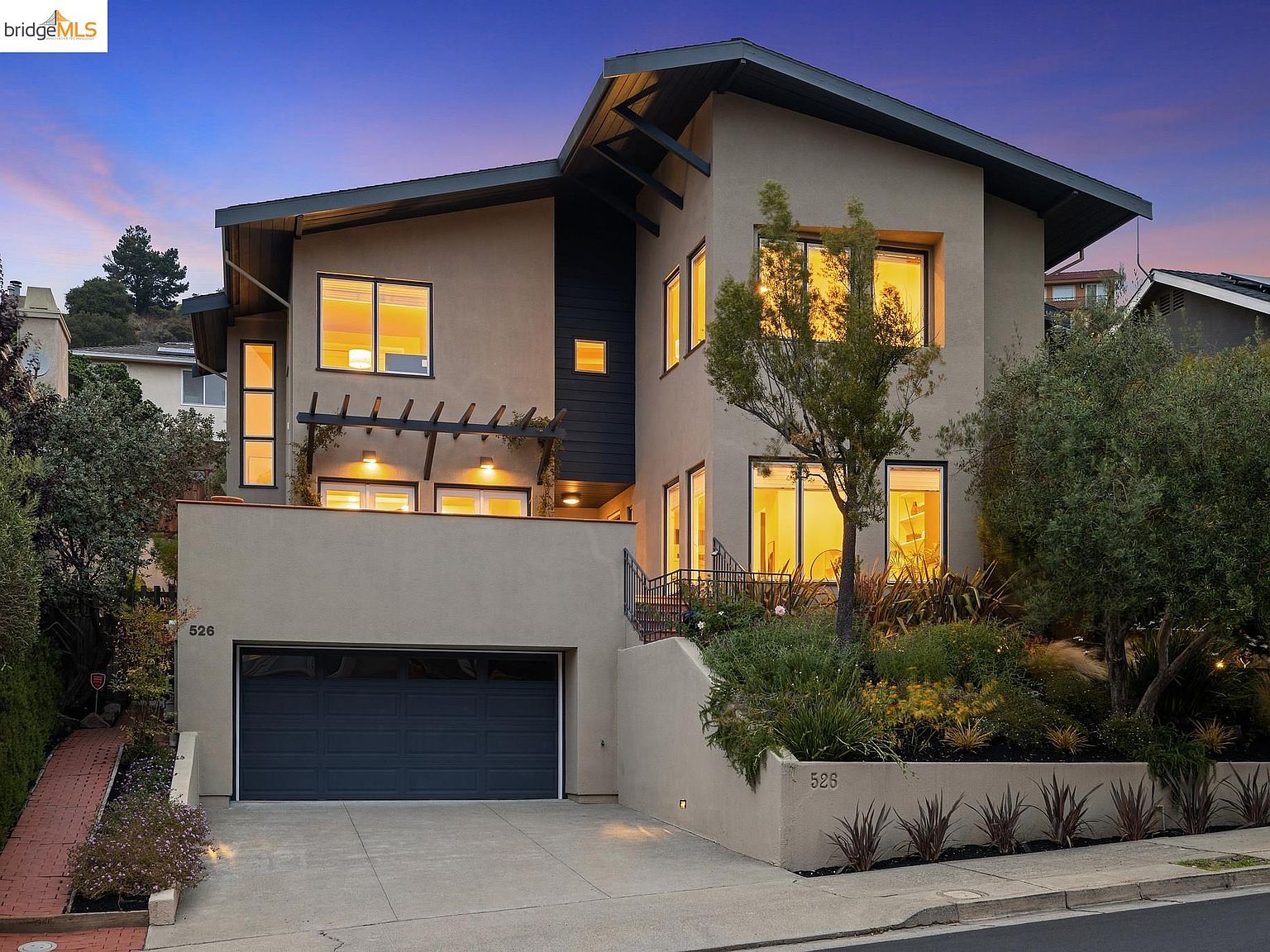 526 Mountain Blvd, Oakland, CA 94611 Zillow