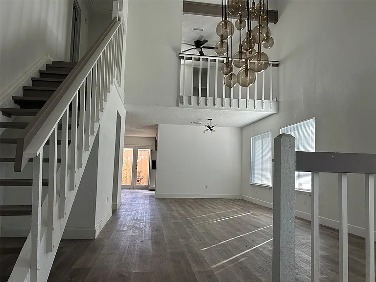 6119 Dryad Dr — Photo 4