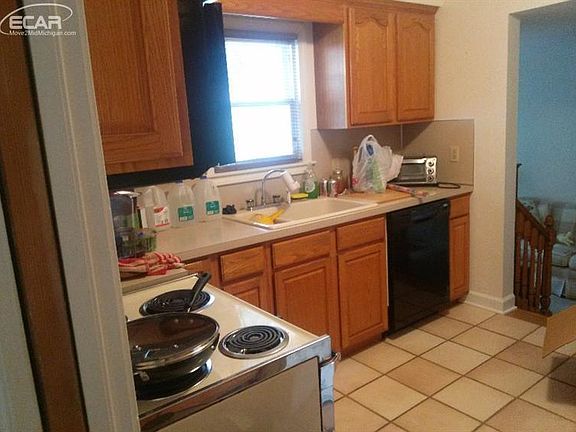 3rd image of 3229 Brentwood Dr