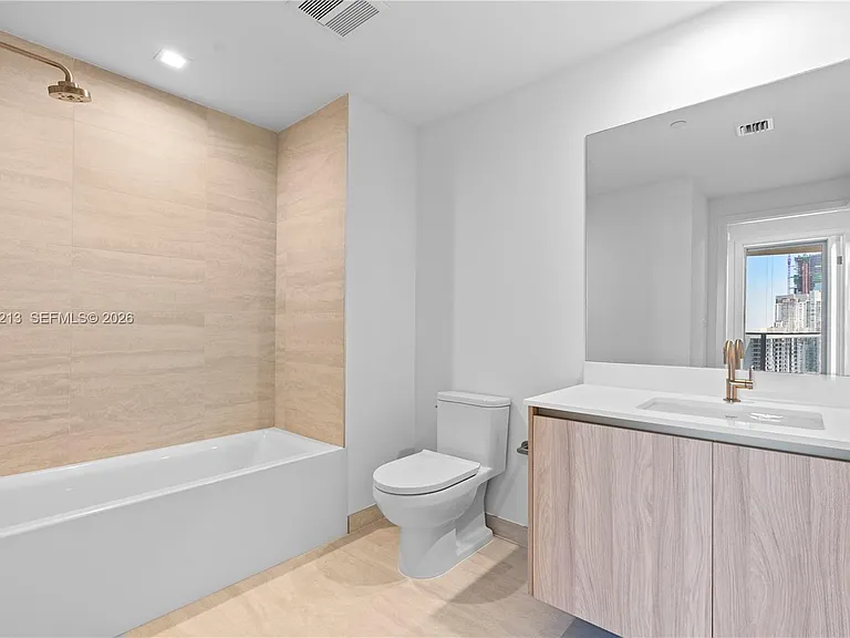 77 SE 5th St #3702 — Photo 34