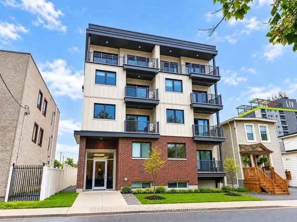 370 Cambridge St N, Ottawa, ON