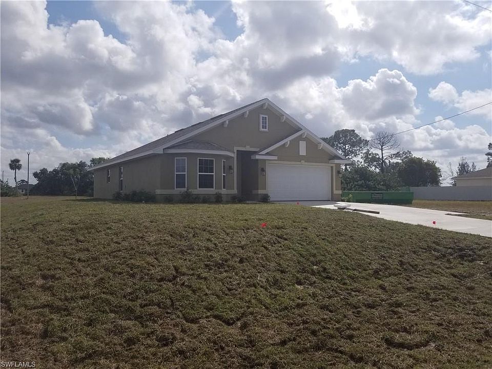 1st image of 2527 Chiquita Blvd N