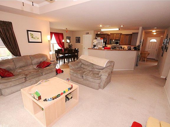5th image of 12301 Amaranth Dr