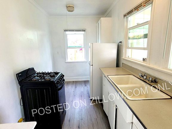 4th image of 3260 Estado St