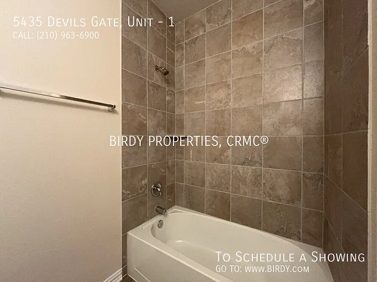 5435 Devils Gate #1 — Photo 26